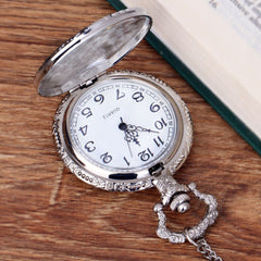 2020 New Train Locomotive Engine Pattern Hollow Cover Design Pocket Watch Necklace Pendant Chain Unisex Gifts Clock Cep saati@50
