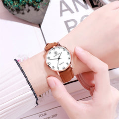 Luxury Women Watches Love Pattern Dial Quartz Wristwatches Ladies Business Leather Strap Female Clock Dress Montre Femme@50