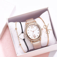 2020 Women Watches Rhinestone Dial Bracelet Set Simple Ladies Bracelet Casual Quartz Wristwatch Leather Clock Relogio Feminino*M