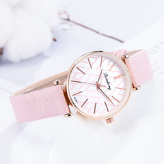 Casual Women Watches Flat Scale Dial Ladies Analog Quartz Wristwatch High Quality Leather Strap Clock Fashion Zegarki Damskie@50