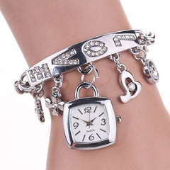 Women Watches Featured Alloy Rhinestone Love  Quartz Wristwatch Bracelet Watch Luxury Gold  Clock Ladies Zegarki Damskie@50