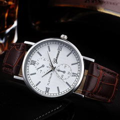 Man Wrist Watch Retro Design Leather Band Analog Alloy Quartz Watch new arrival in men wrist watches relogios masculinos