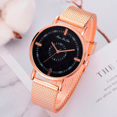 FanFeeDa Men's Wrist Watch Fashion Leather Belt Analog Sport Quartz Watch Man Reloj Hombre 2019 Men Wristwatch Clock