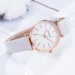 Casual Women Watches Flat Scale Dial Ladies Analog Quartz Wristwatch High Quality Leather Strap Clock Fashion Zegarki Damskie@50