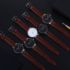 Casual Quartz Clock Round Dial Three-pin Trend Leather Strap Scale Watch Fashion Men's Watches Reloj Hombre