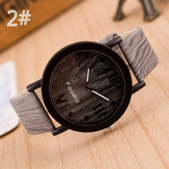 New Fashion Wood Grain Watches Four Roman Numerals Men's Watch Popular Imitation Wood Wrist Watch Relogio Masculino