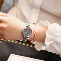 Best Selling Women Watches Glass Gemstone Dial Ladies Quartz Wristwatch Design Rhinestone Alloy Strap Clock Gift Montre Femme@50